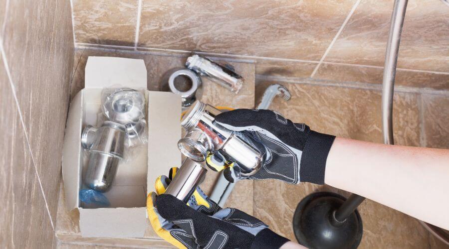 Professional gutter cleaning in Stratford, IA